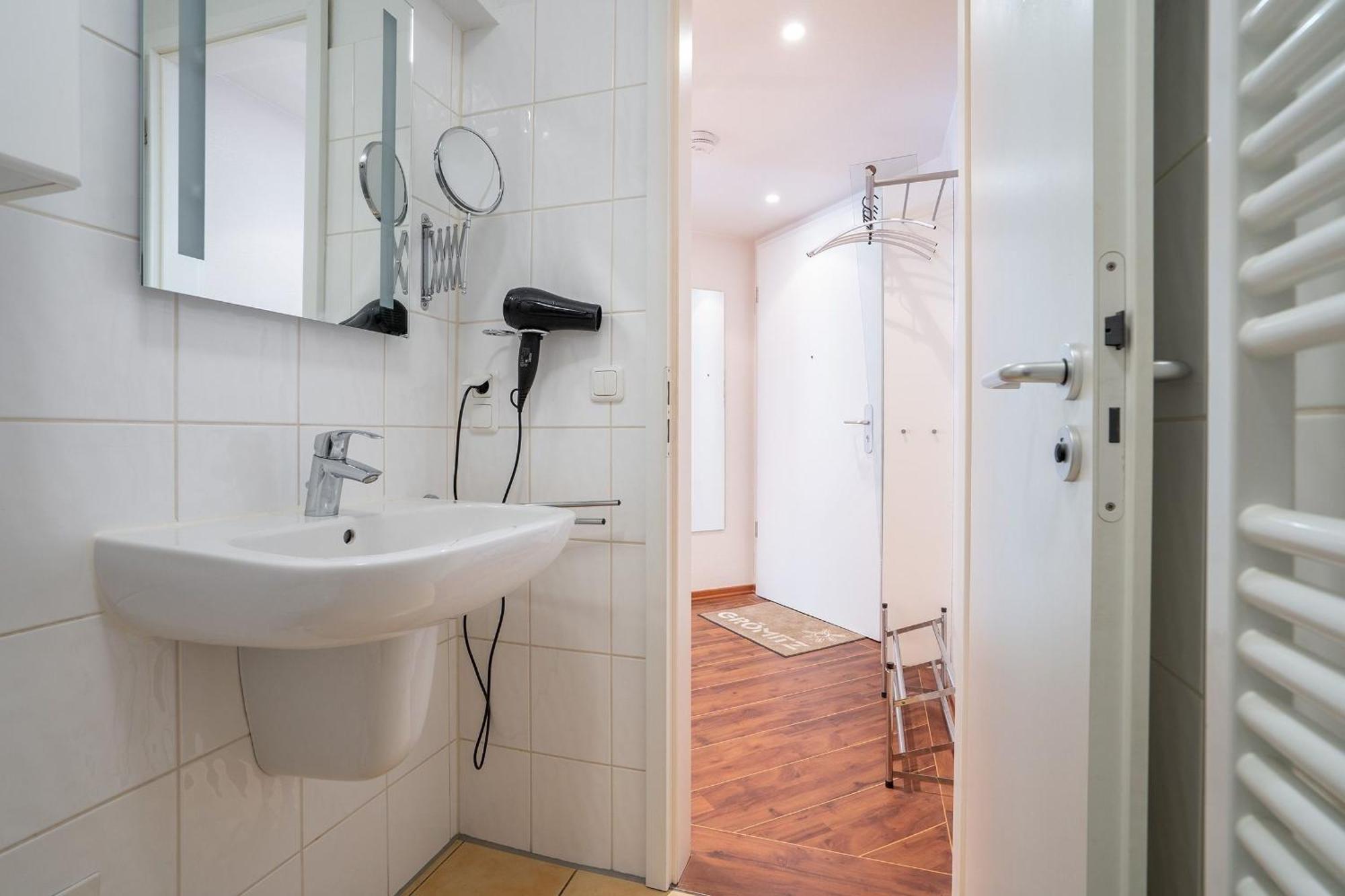 Residenz Am Kurpark- Wohnung 16 เกรอมิทซ์ ภายนอก รูปภาพ